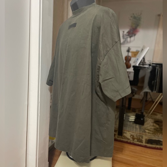 EUC Men’s Size X-large Fear Of God Essentials Crew-neck Cotton Tee In Ink Color - Picture 10 of 16